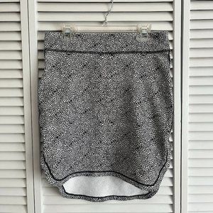 Lululemon City Skirt grey, black & white floral size 4 rare